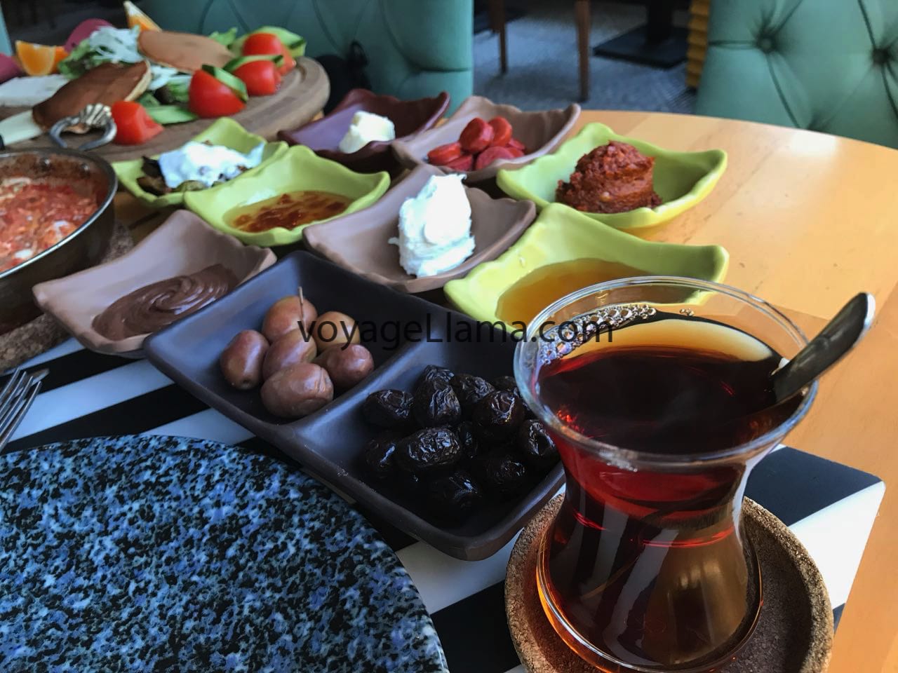 voyageLlama, Turkish Breakfast with tea. Eskişehir.